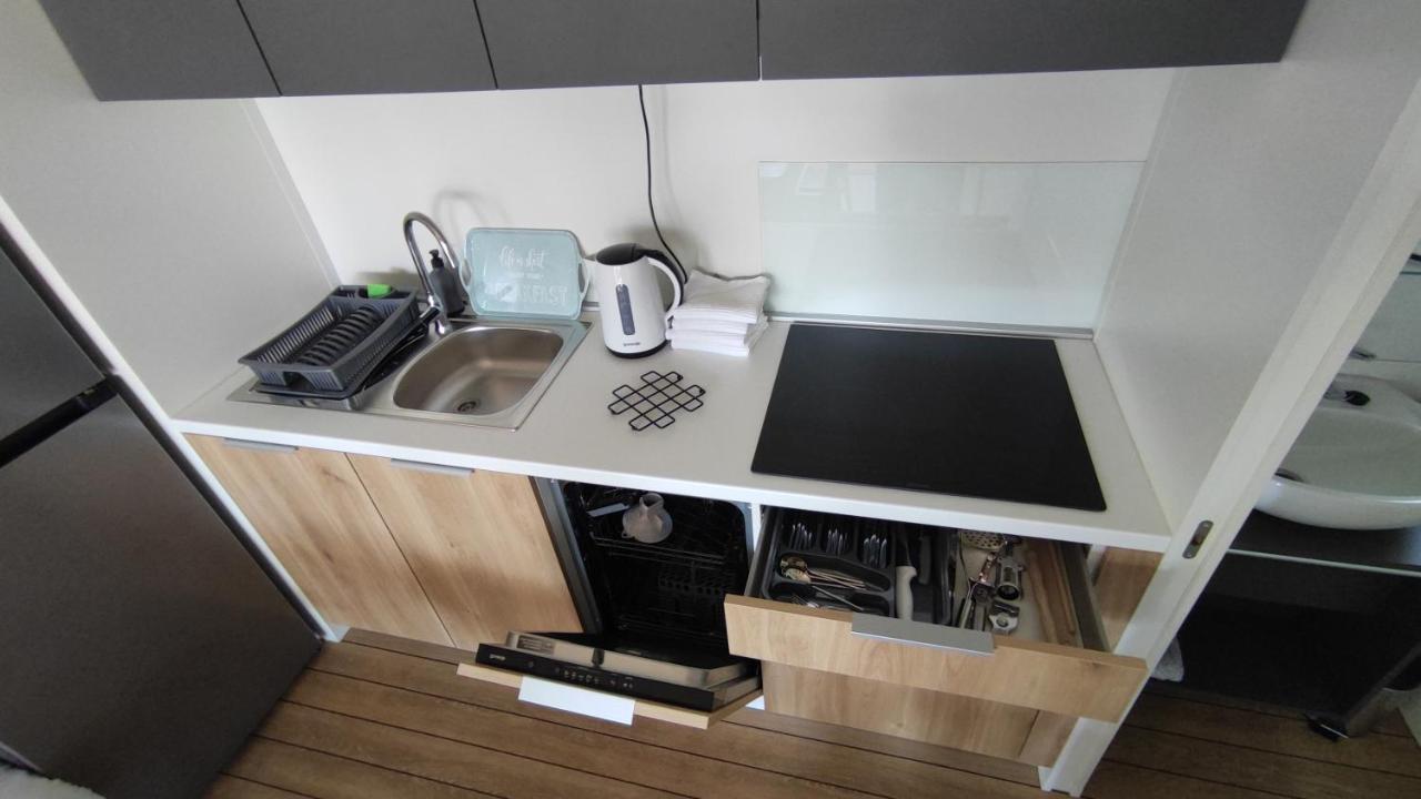 New Adria Mobile Home - Camp Vala Orebić Zewnętrze zdjęcie